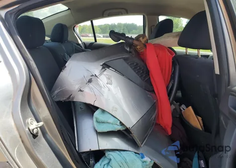 2011 Mazda 3 I z USA, uszkodzony, nr VIN JM1BL1UF8B1902820